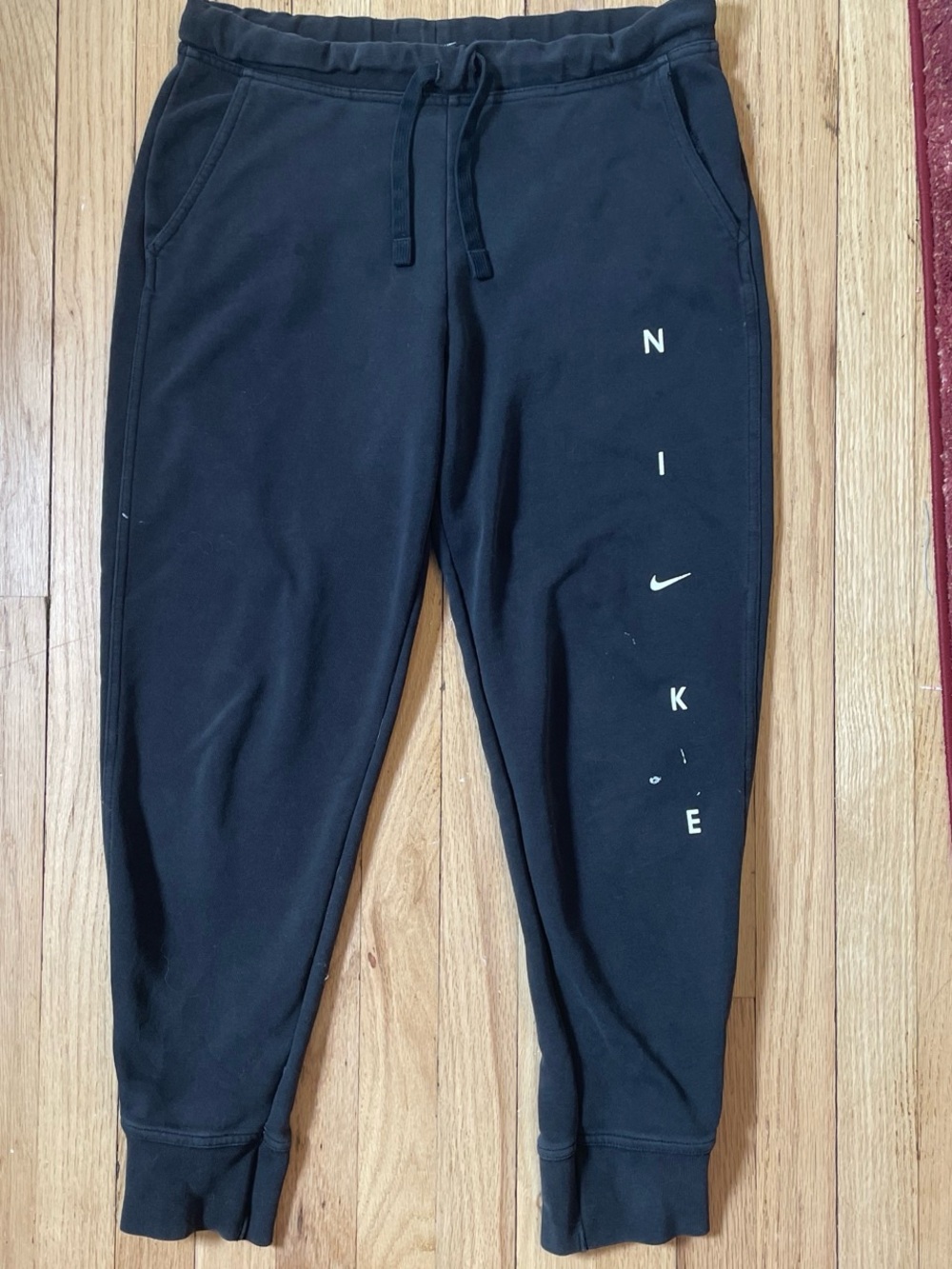 Nike Black Kids Jogger Sweatpants with Vertical Logo